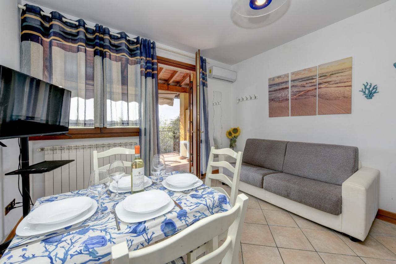 Appartamento Al Cascinale Дезенцано-дель-Гарда Екстер'єр фото