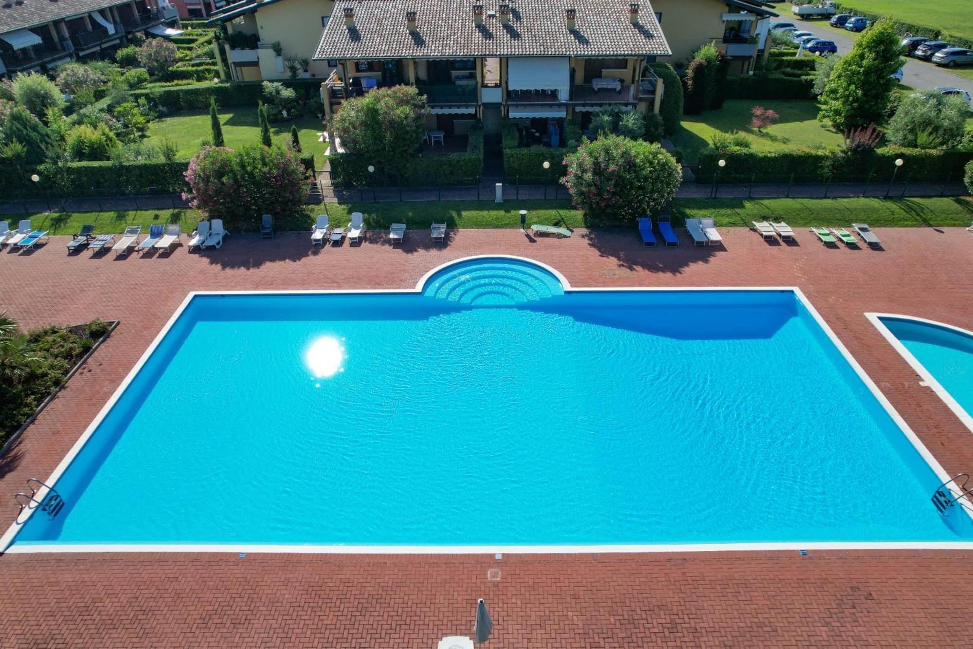 Appartamento Al Cascinale Дезенцано-дель-Гарда Екстер'єр фото